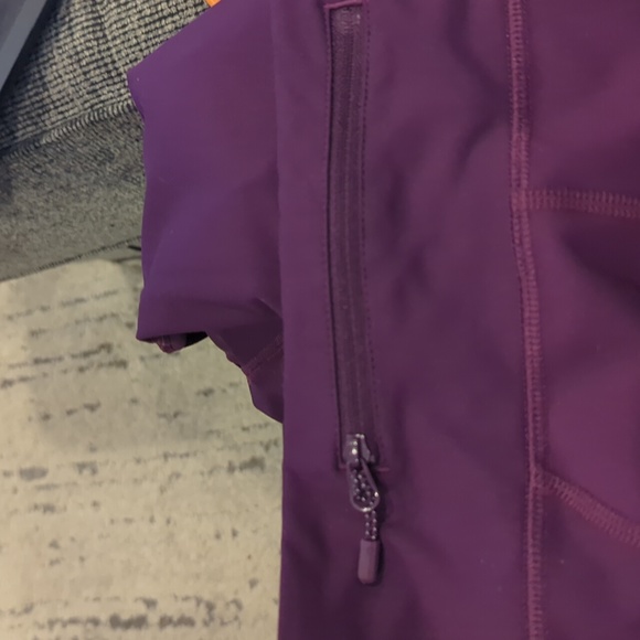 Lululemon Pace Rival Crop (22") Darkest Magenta - Picture 15 of 15